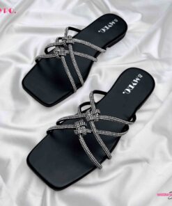 Liliana Black Flat