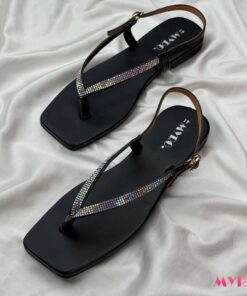 Lara Black Flat