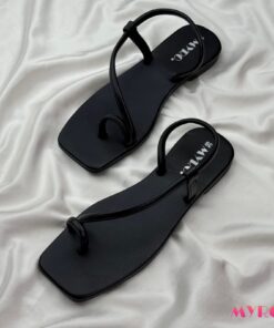 Fasic Black Flat