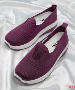 Raze Burgundy Sneaker