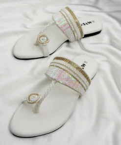 Iria White Zardosi Chappal